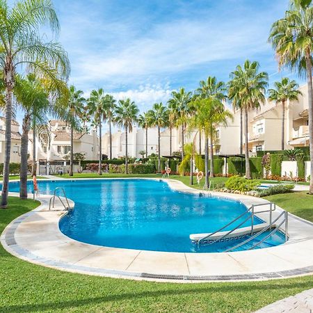El Arenal Townhouse By The Beach With Swimming Pool - Eaw Homes Marbellac Extérieur photo