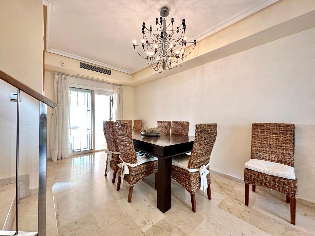 El Arenal Townhouse By The Beach With Swimming Pool - Eaw Homes Marbellac Extérieur photo