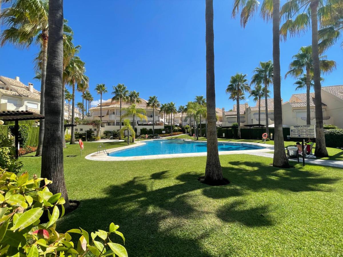 El Arenal Townhouse By The Beach With Swimming Pool - Eaw Homes Marbellac Extérieur photo