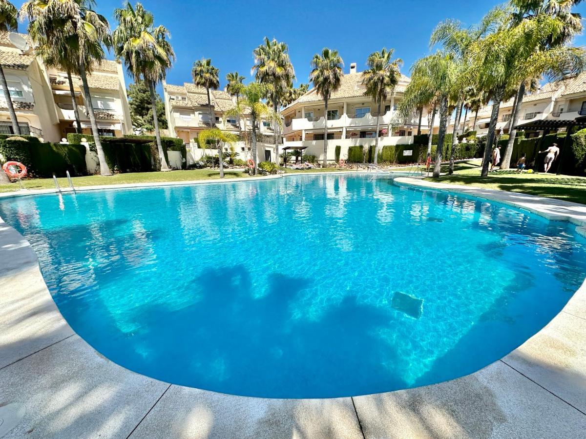 El Arenal Townhouse By The Beach With Swimming Pool - Eaw Homes Marbellac Extérieur photo