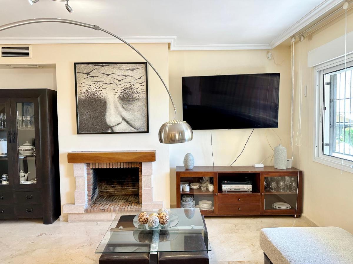 El Arenal Townhouse By The Beach With Swimming Pool - Eaw Homes Marbellac Extérieur photo