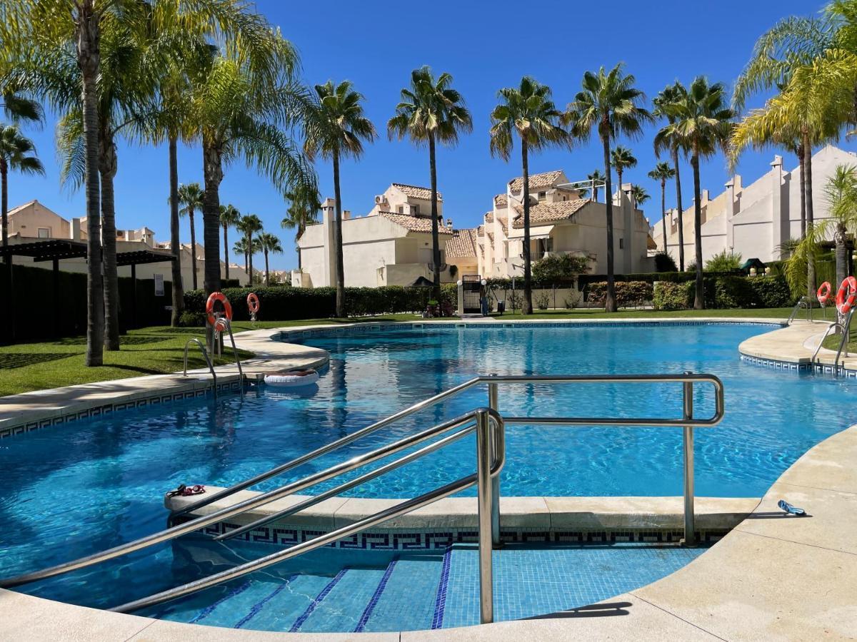 El Arenal Townhouse By The Beach With Swimming Pool - Eaw Homes Marbellac Extérieur photo