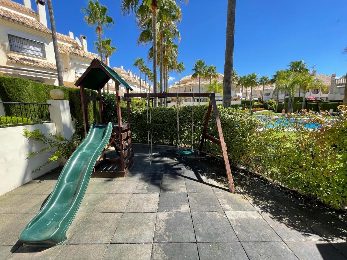 El Arenal Townhouse By The Beach With Swimming Pool - Eaw Homes Marbellac Extérieur photo